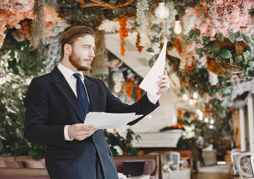 How to Organize a Memorable Corporate Event in Dubai with Ease?